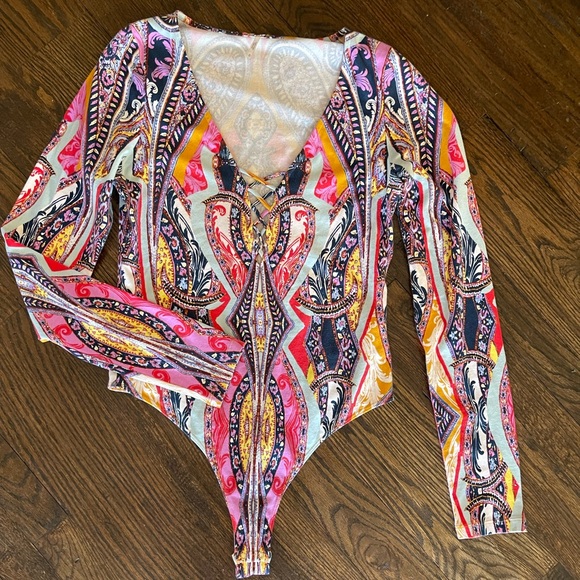 Free People bodysuit. - Picture 2 of 7